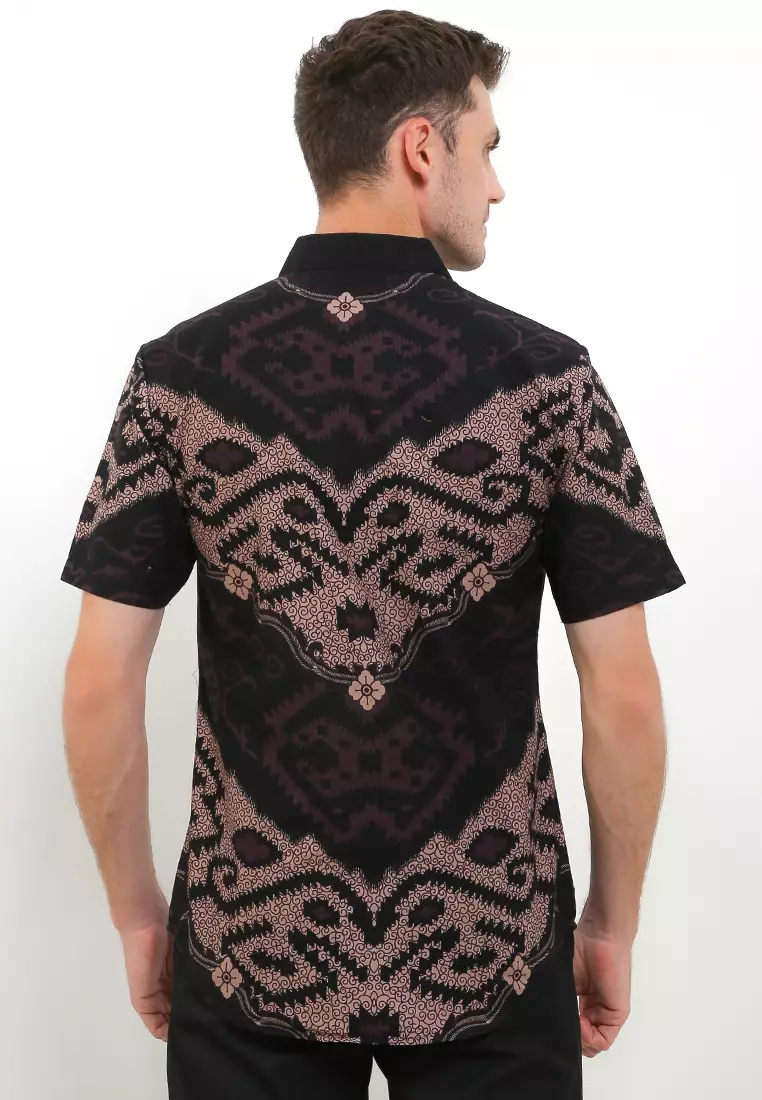 Hem Slimfit Pria Lengan Pendek Rionaldo Black