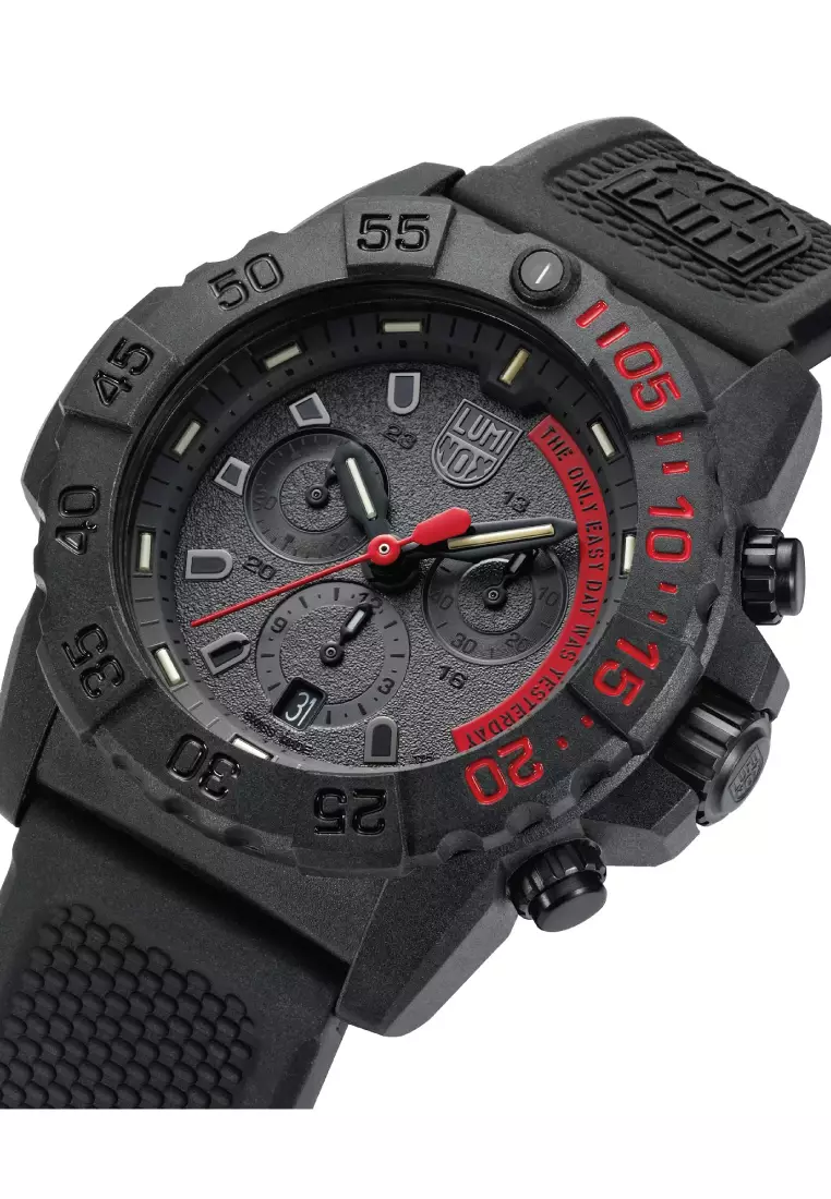 Luminox navy seal chronograph 3581 best sale