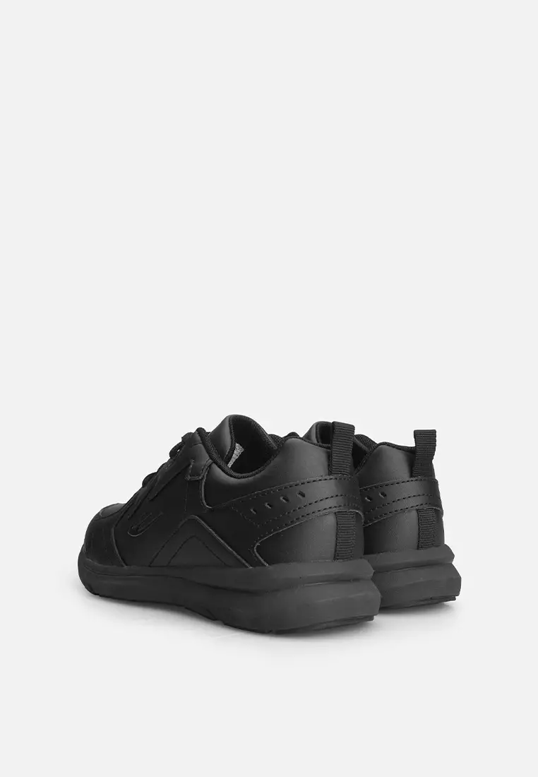 World Balance Straddle Kid's Performance Cross Training Shoes