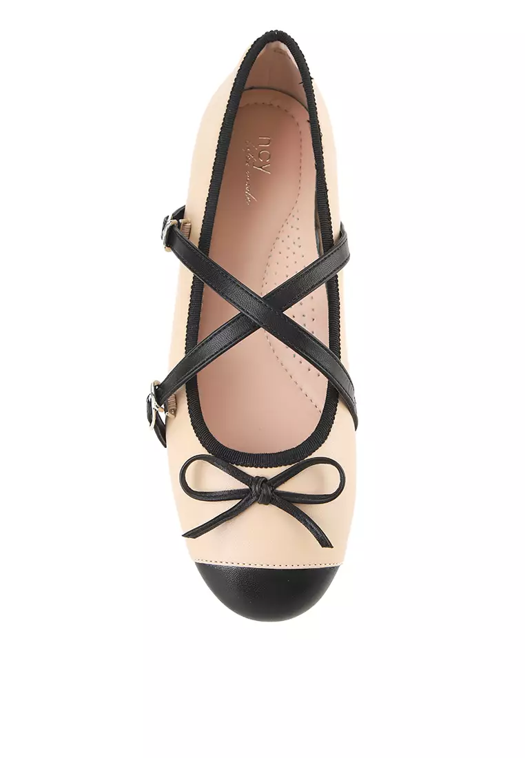CARLA J2525-3 FLATSHOES CREAM/BLACK