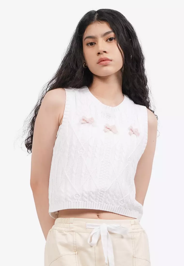 Sleeveless Knit Top with Ribbon Details