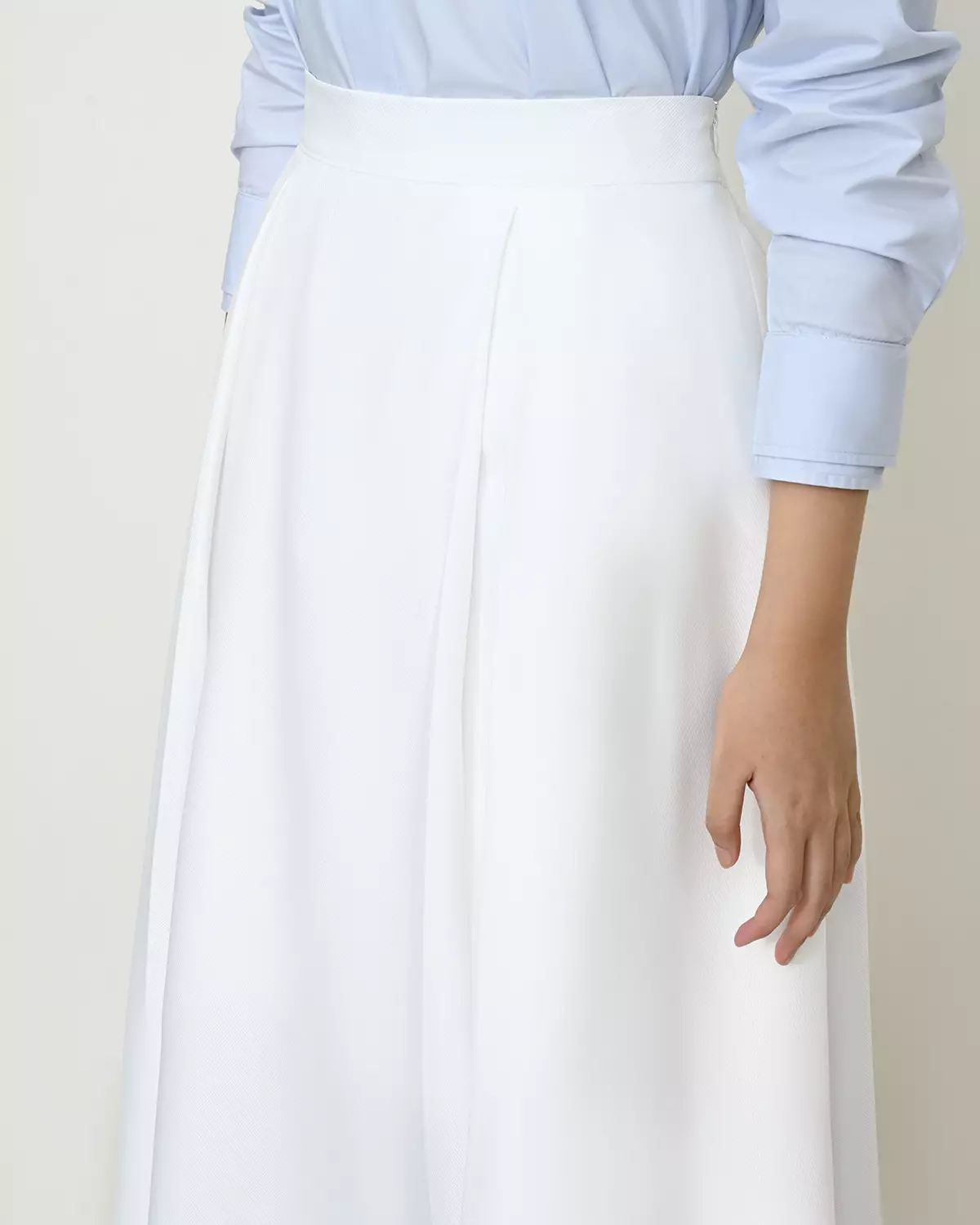Geulis.id CHITOSE SKIRT - Brokenwhite