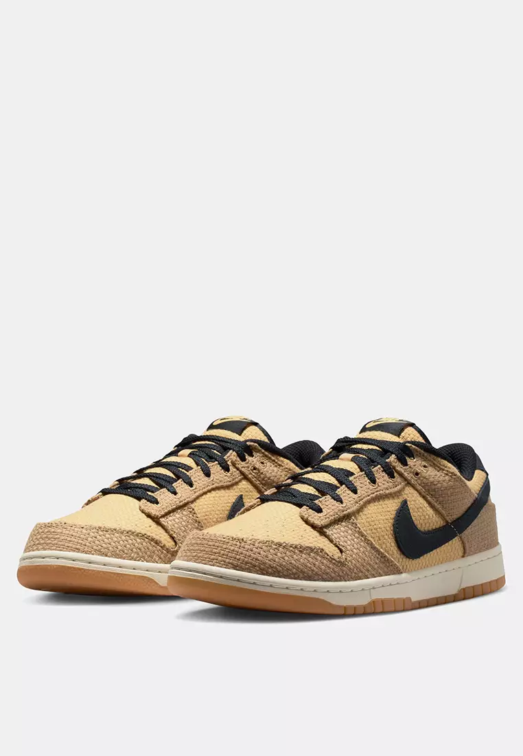 Dunk Low Retro SE Shoes