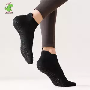 Hitam
