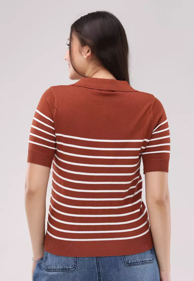 Knitted Short Sleeves Blouse