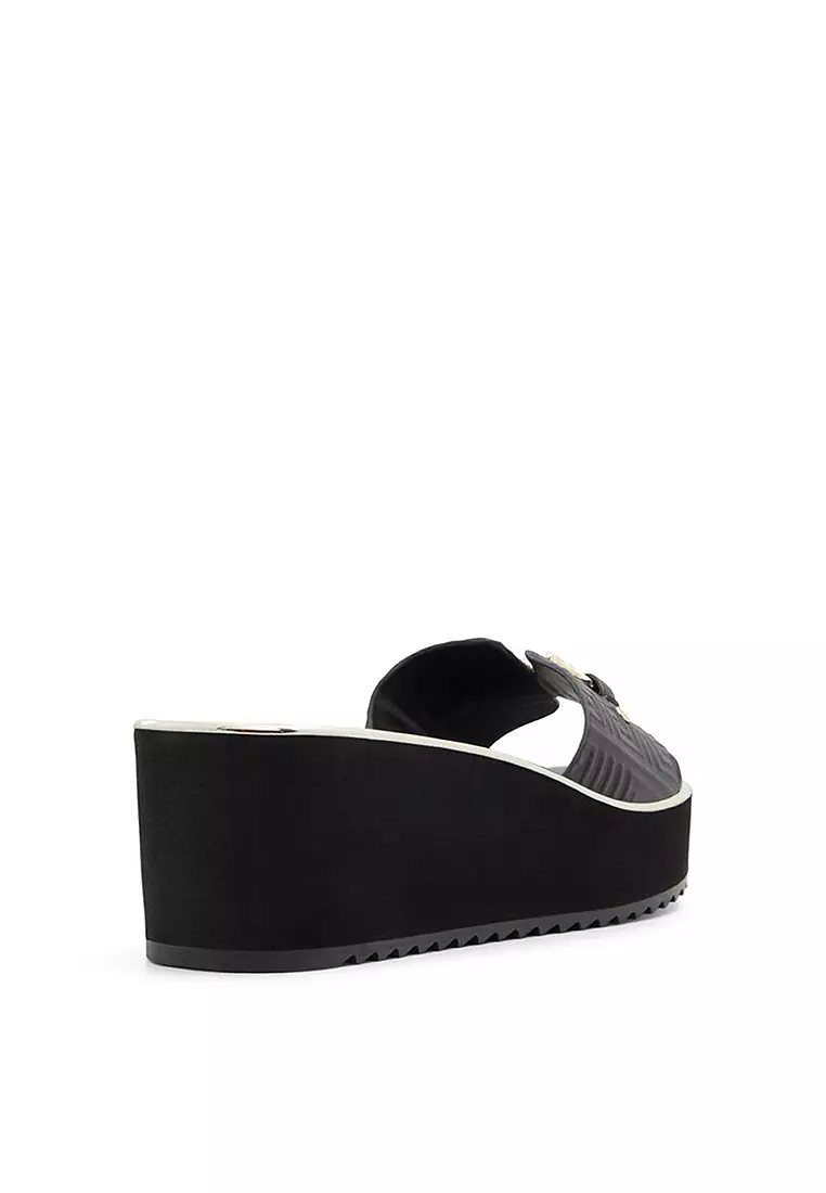 Beriana Beach Sandals