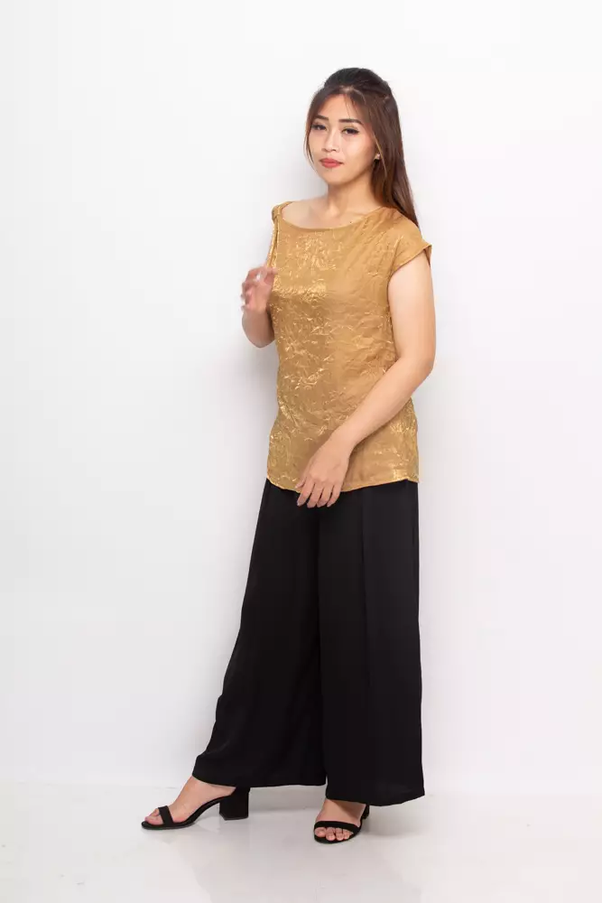 Hunny Blouse In Gold