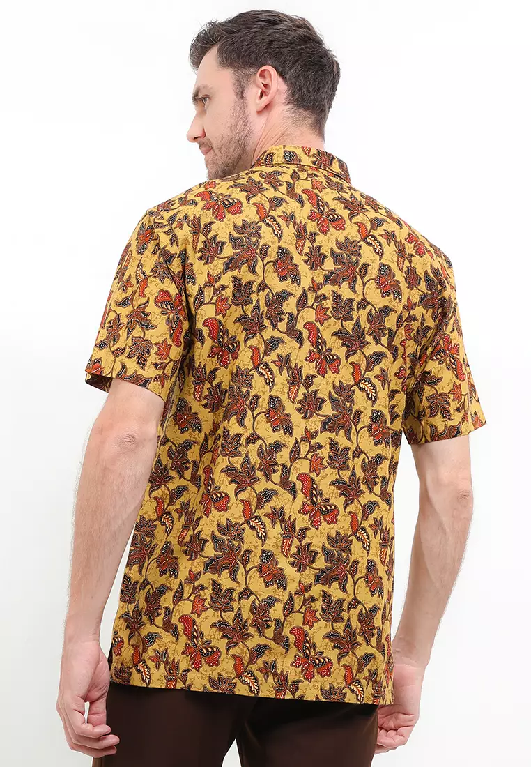 Hem Body Fit Batik Kupu-Kupu