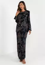 Dark Blue/Red Floral