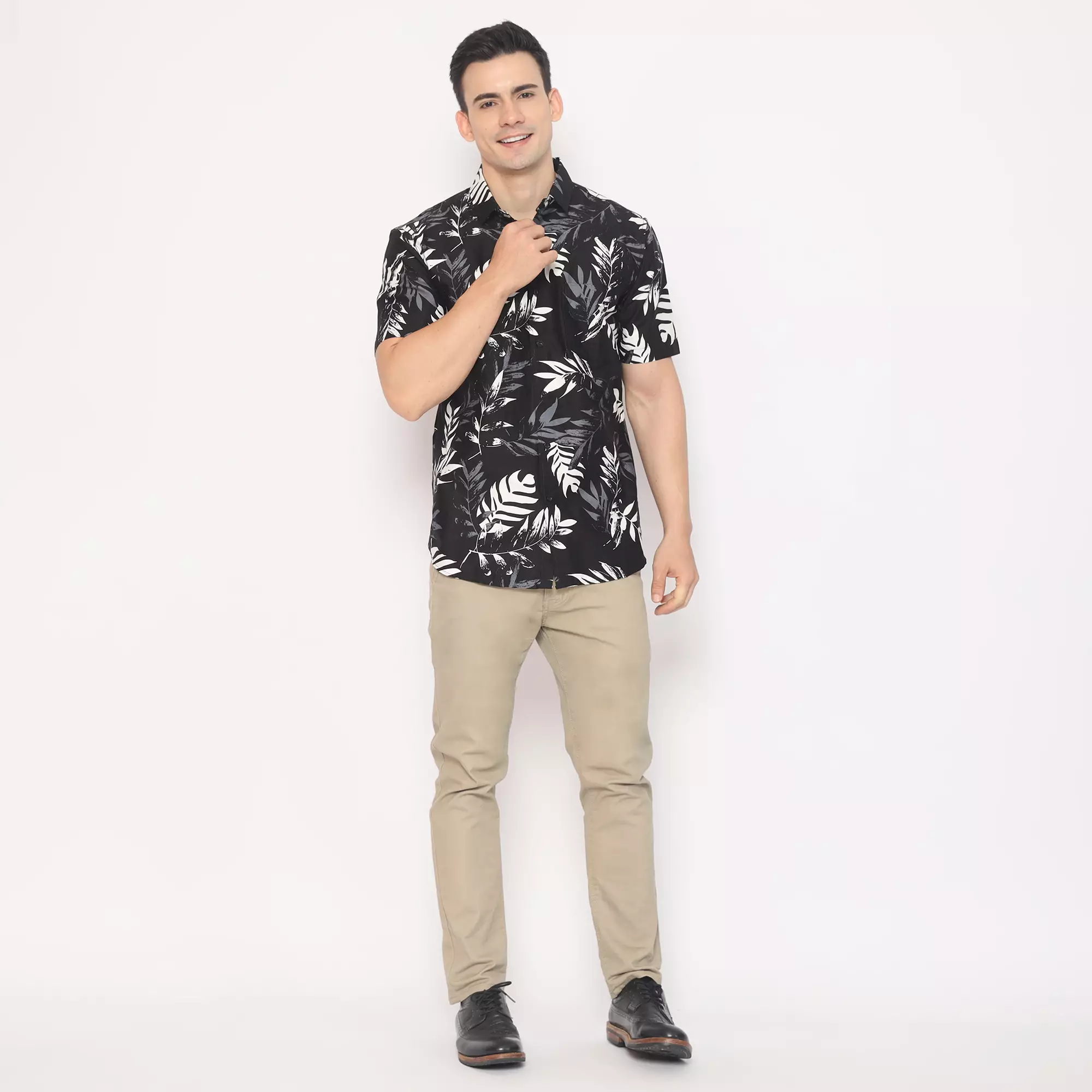 Platini Kemeja Motif Hawai Pria Lengan Pendek Katun 132057