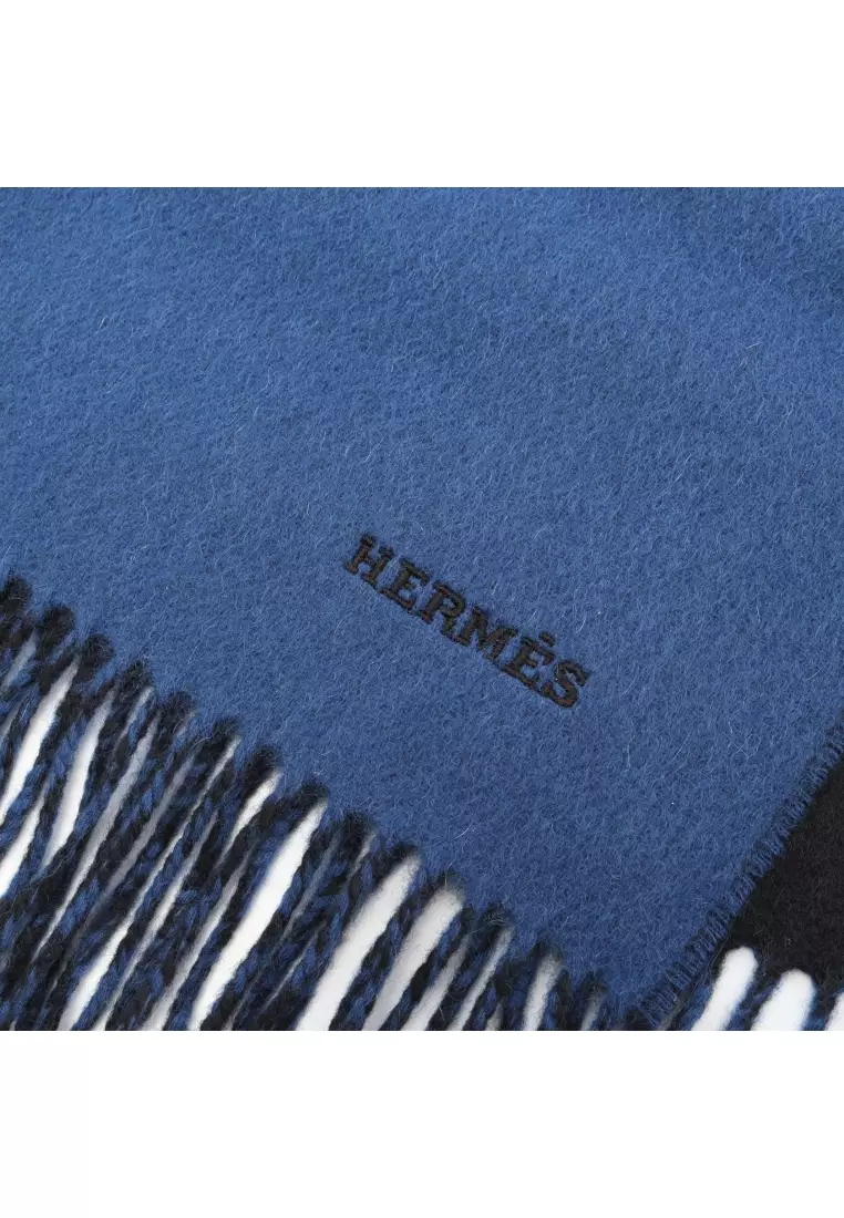Pre-Loved Hermès Lectoverso Scarf cashmere dark blue