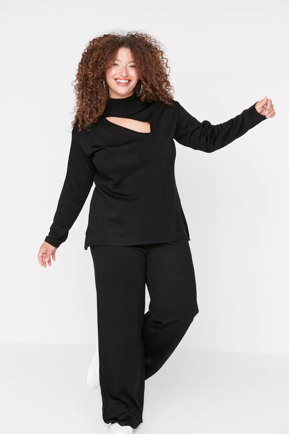 Plus Size Cut Out Top & Elastic Pants Set