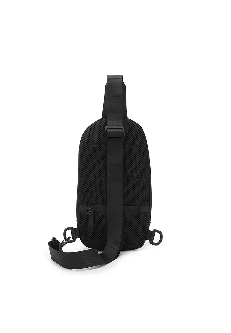 Men's Chest Bag / Sling Bag / Crossbody Bag - Black