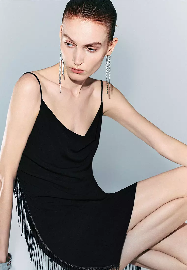 UR秋季新款女装时尚魅力氛围感流苏吊带连衣裙UWG740158