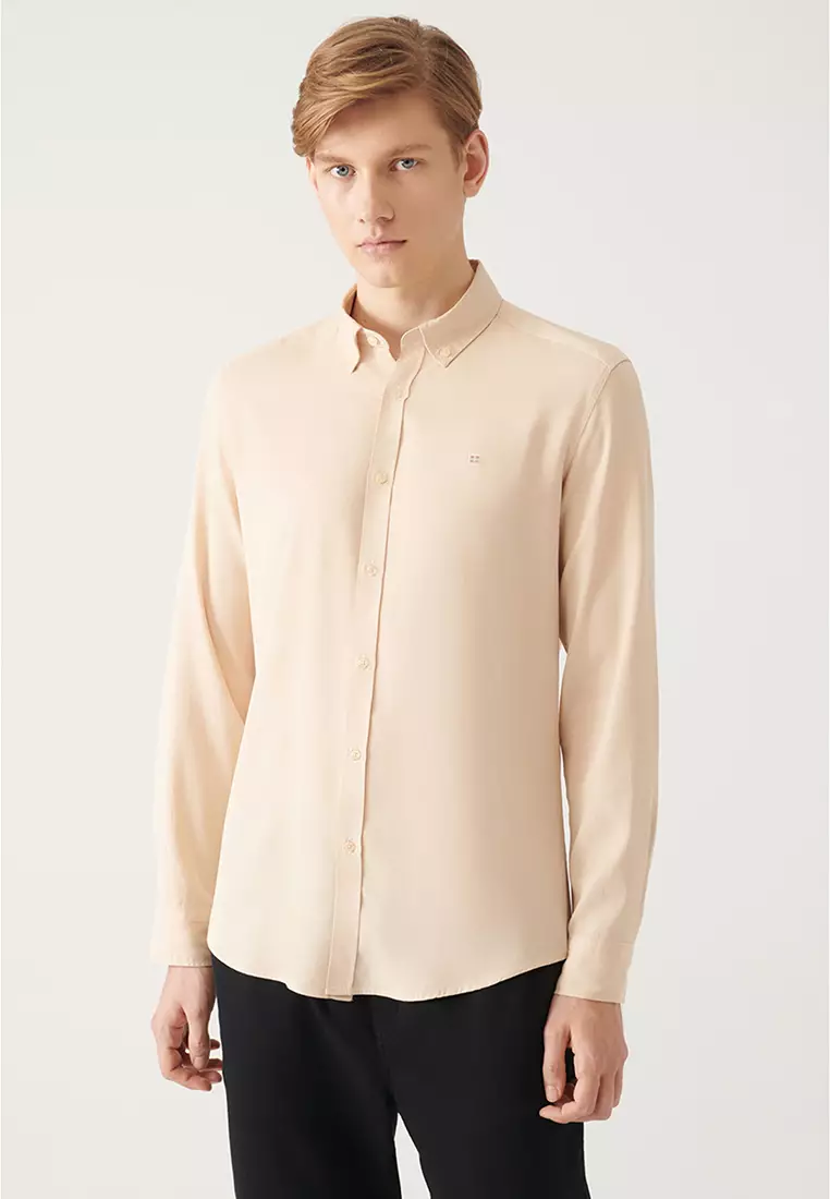 Long Sleeves Collared Shirt