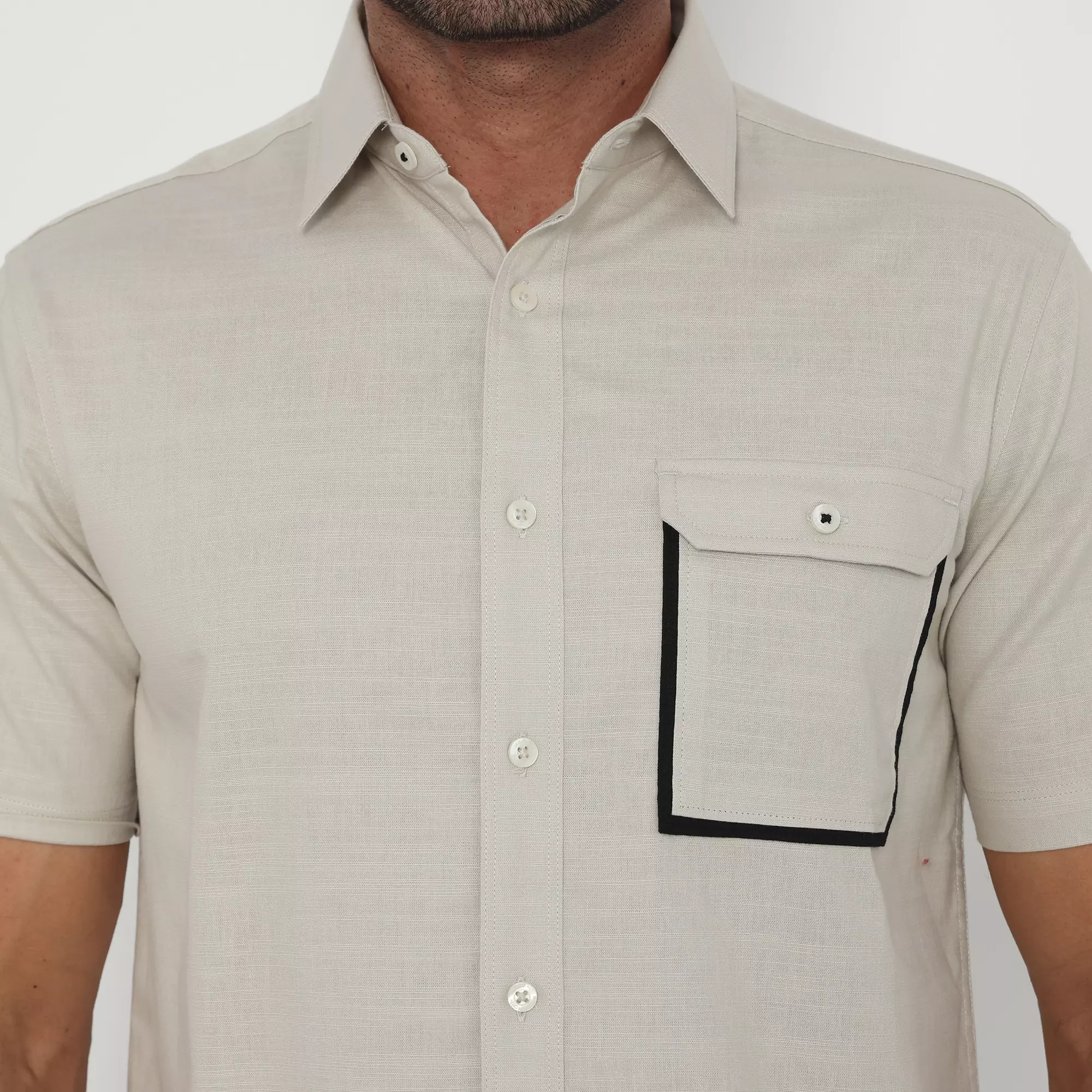 Jack Nicklaus Lander Kemeja Pria Lengan Pendek Slim Fit Khaki Colour Khaki