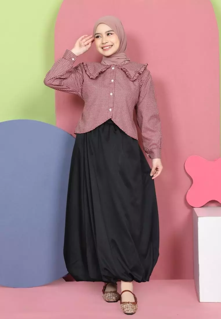 Tya Square Collar Shirt - Maroon M19179 R78S2