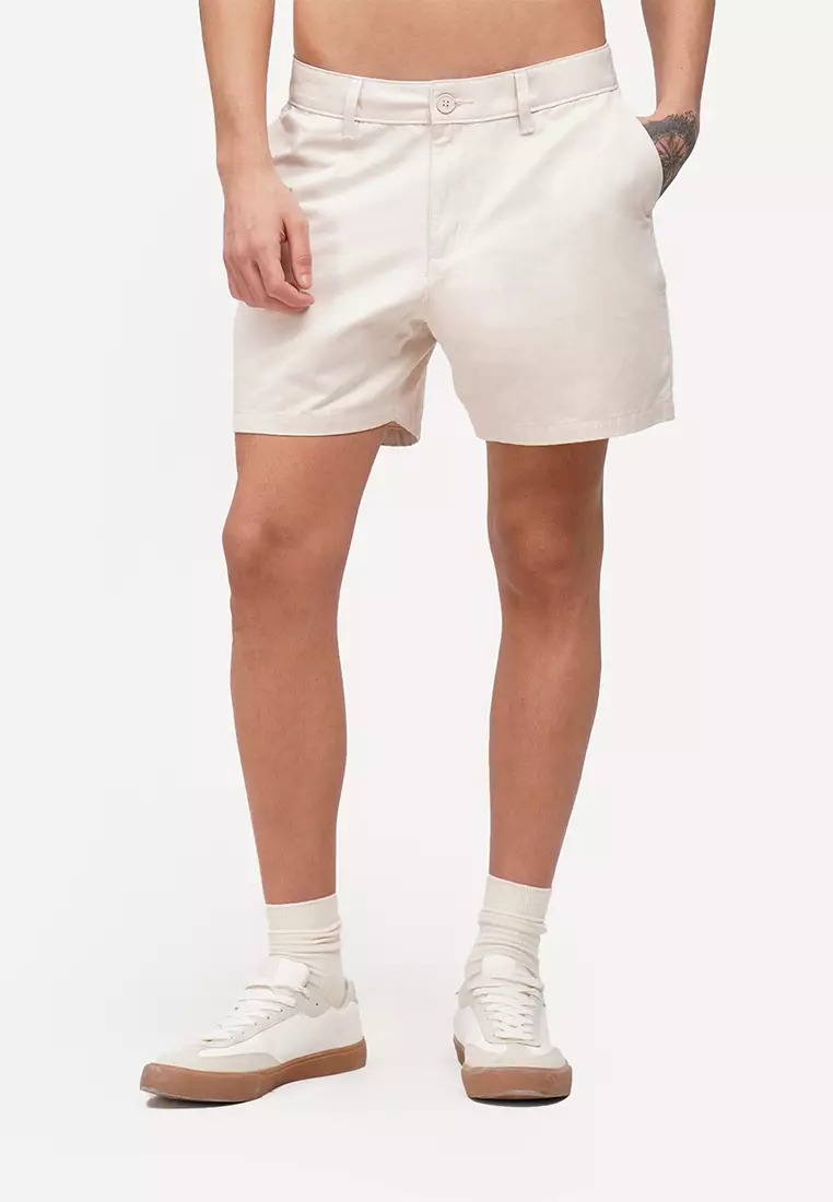Urban new arrivals shorts white