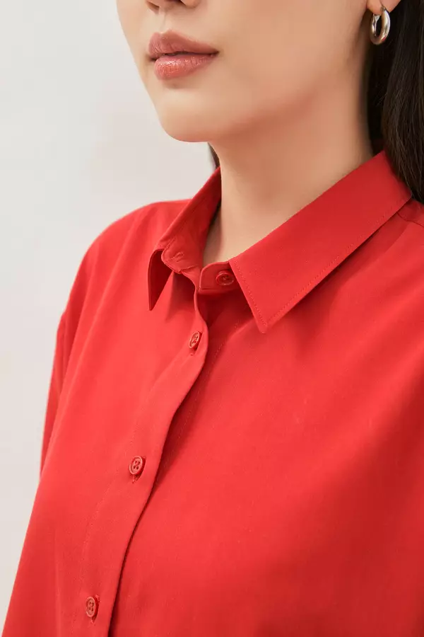 Minimal x Marsha Aruan - Miya - Kemeja Lengan Pendek - Red Colour Red