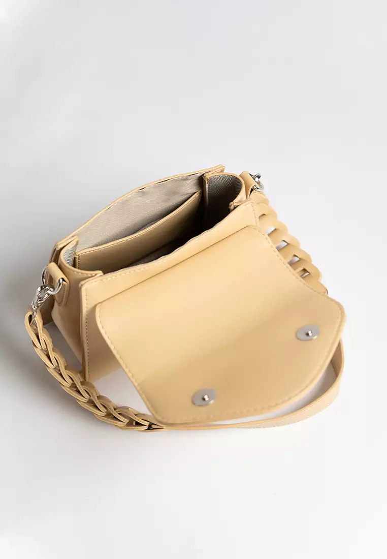 Nelly Chain Structured Bag