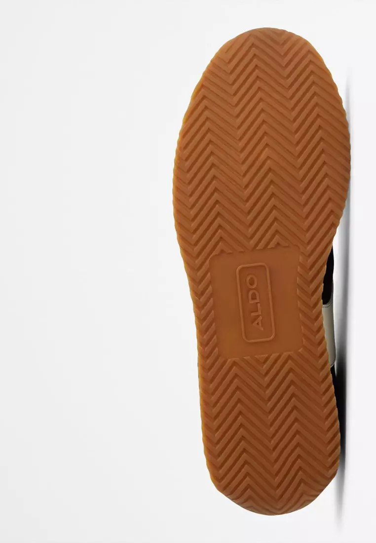 Nathaniel Low-Top Sneakers