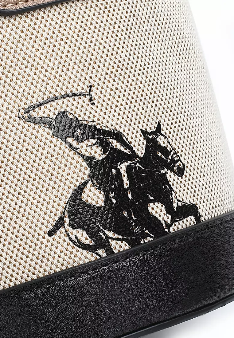 Women's Sling Bag / Crossbody Bag - Black