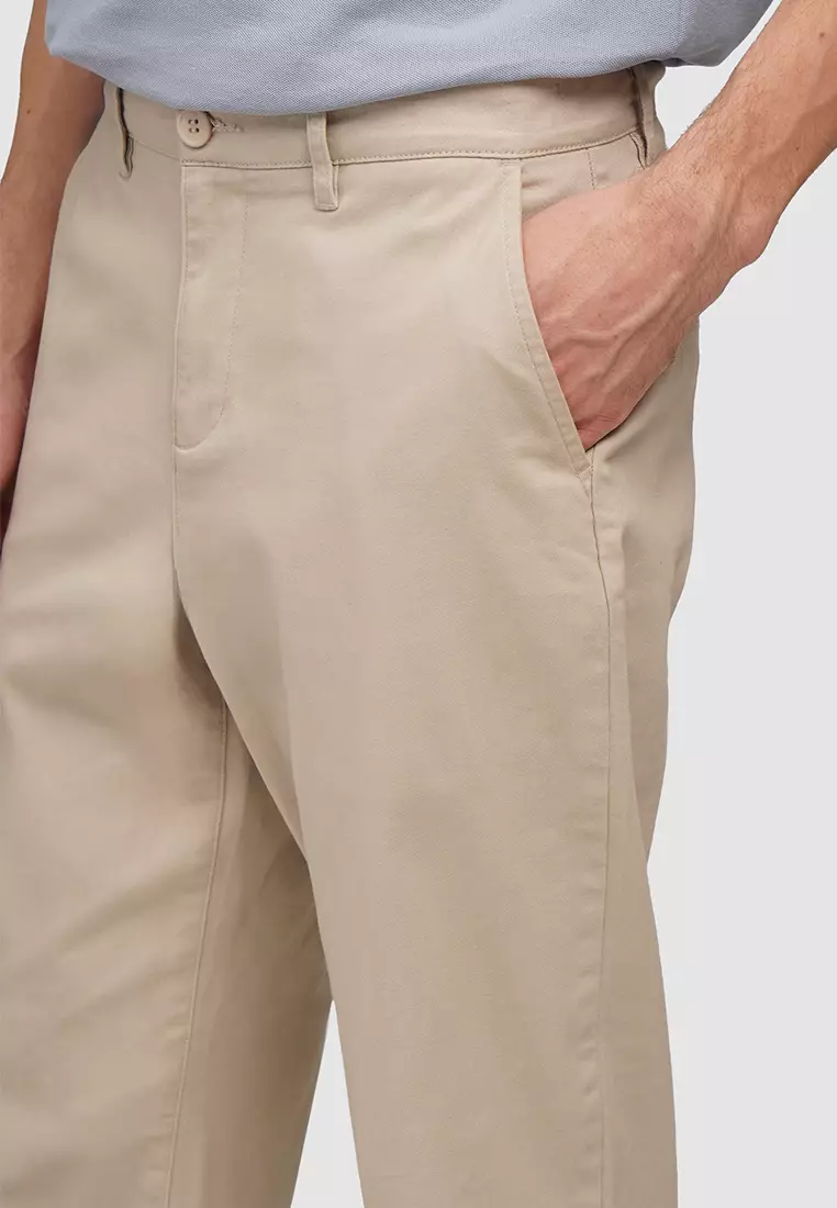 Comfort Slim Chinos