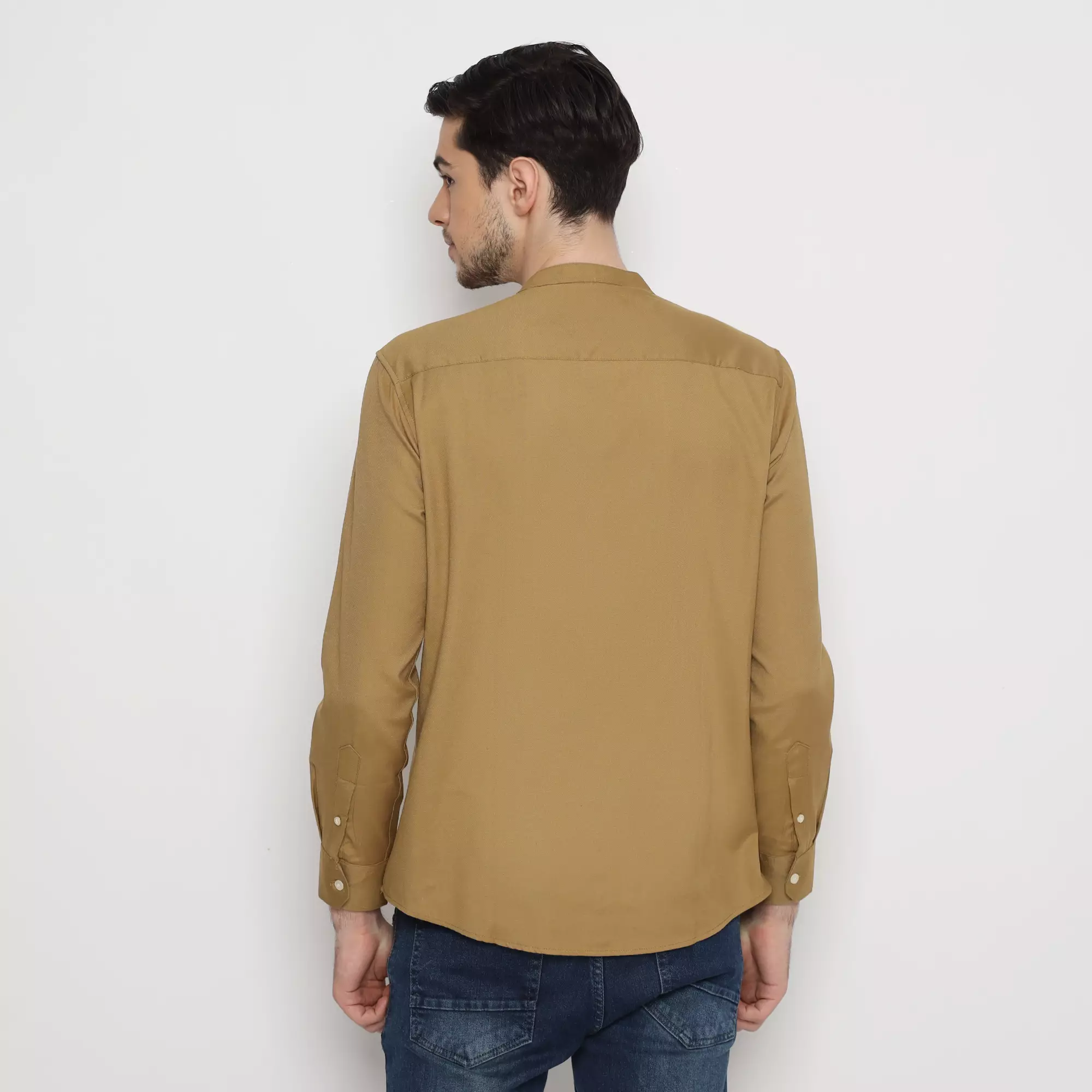 Platini Kemeja Pria Koko Shanghai Lengan Panjang Katun Kuning Gading 22030