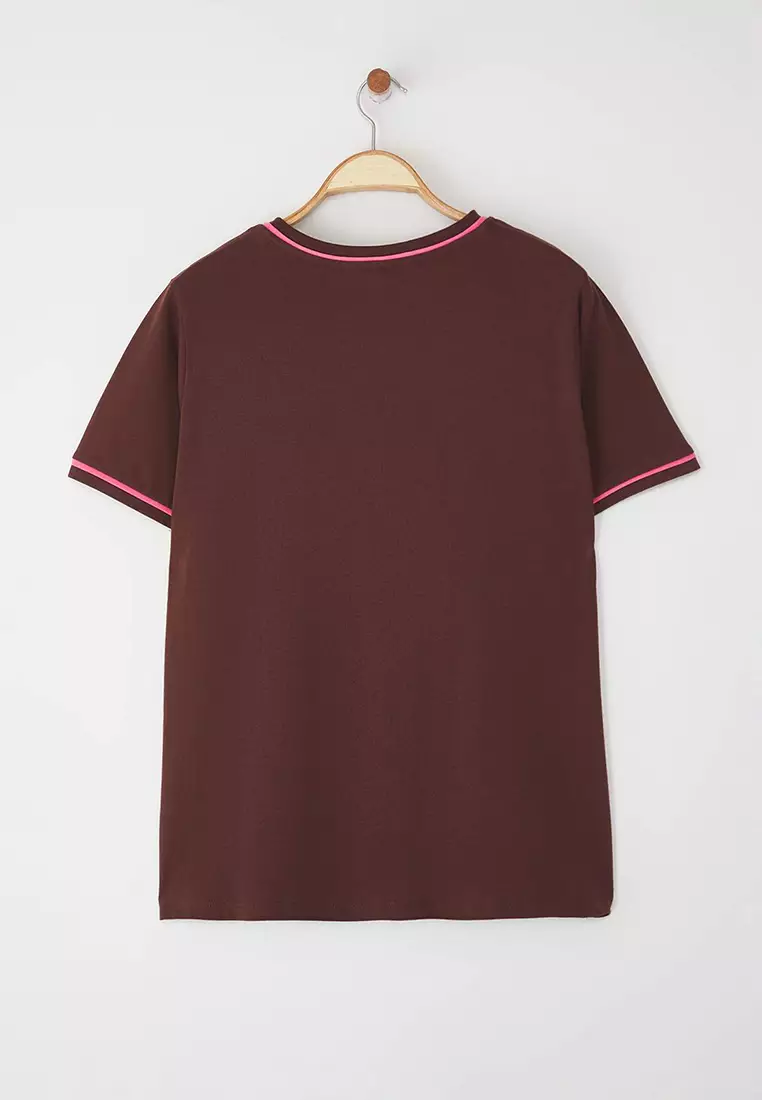 Brown Crew Neck Piping Detailed Basic Plus Size T-shirt TBBSS25BF00050