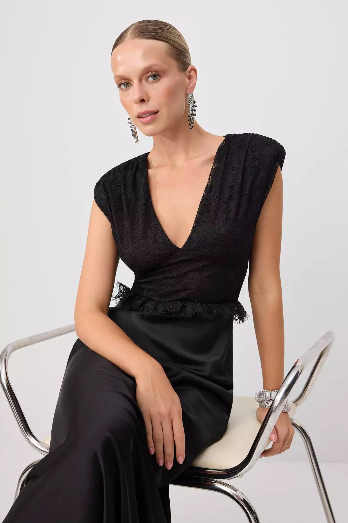 Black Shift/Straight Cut Maxi Evening & Graduation Dress Tprss26Ae00049