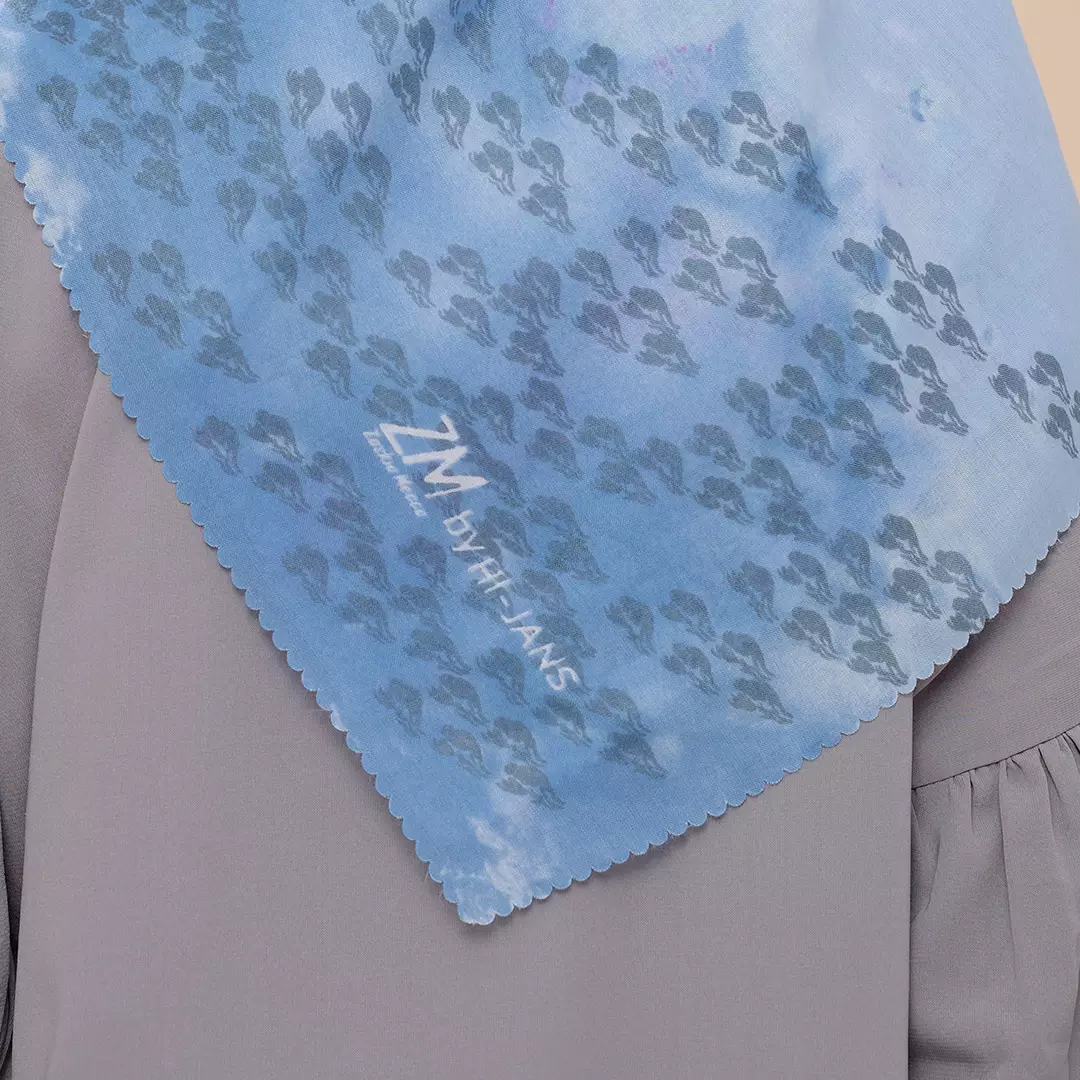 ZM Zaskia Mecca - Lamun Ombak Ocean Scarf Kerudung Segi Empat - Jelita Indonesia