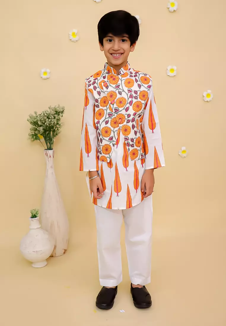 The Mom Store Narangi Boys Jacket And Kurta Pajama Set - Multi