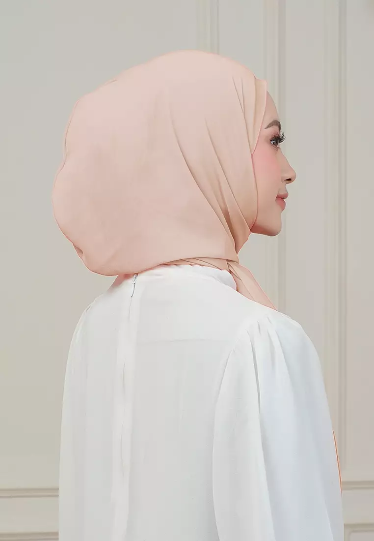 HIJAB INSTAN MAGNET SYIFA - LIGHT PEACH