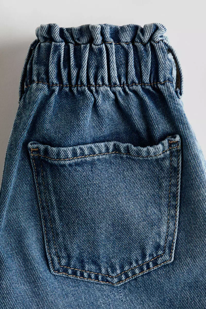 Relaxed paper bag jeans