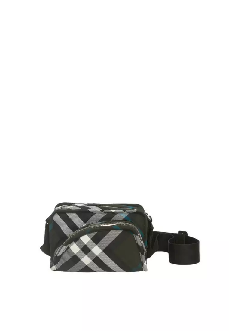 BURBERRY｜ (Shield Camera Bag (8091884)) Burberry Shield Camera Bag en Green pour homme | LN-CC®