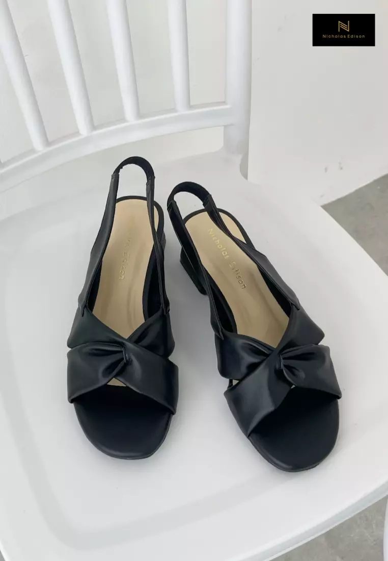 Nicholas Edison Heel Hasna Black