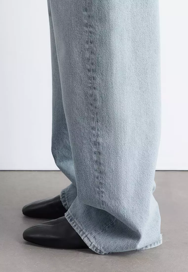 桶形褲腳牛仔褲