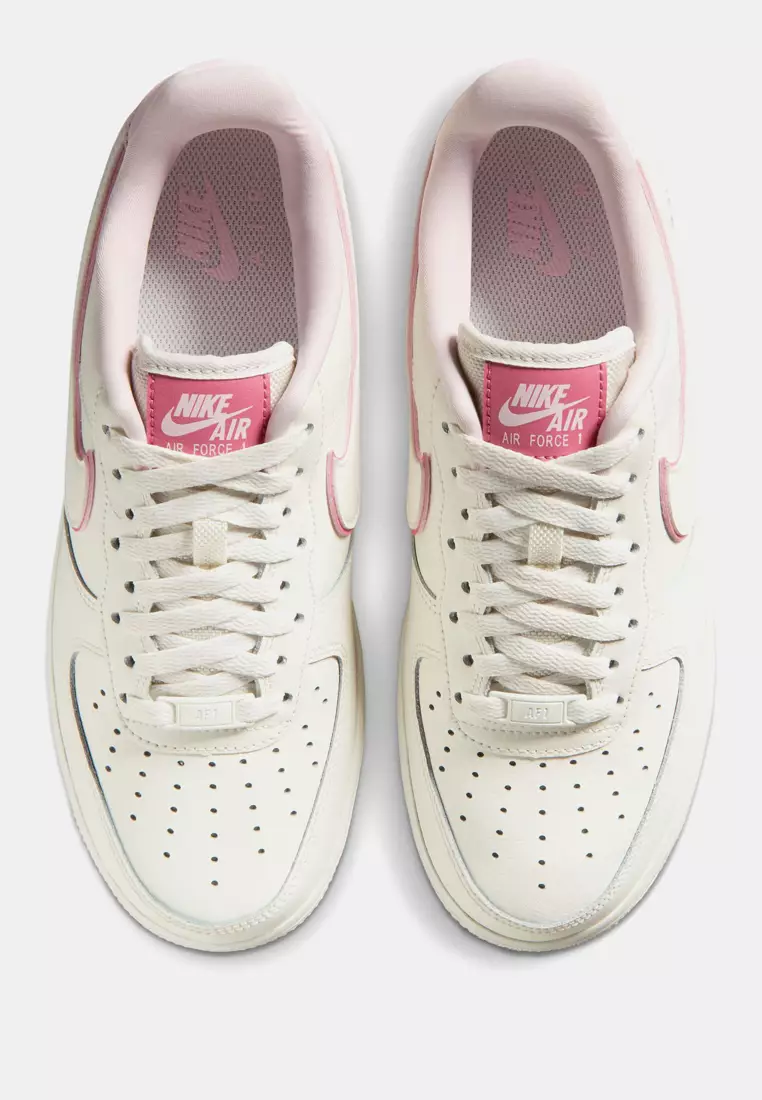 Air Force 1 '07 Essential Shoes