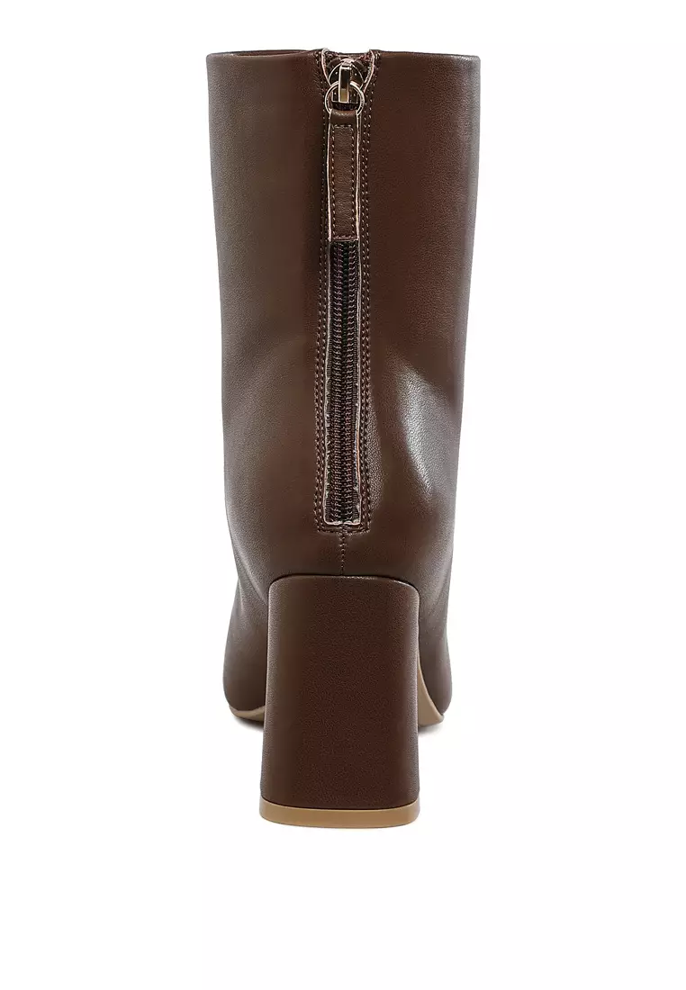 Sepatu bot ujung persegi berbahan kulit imitasi warna coklat