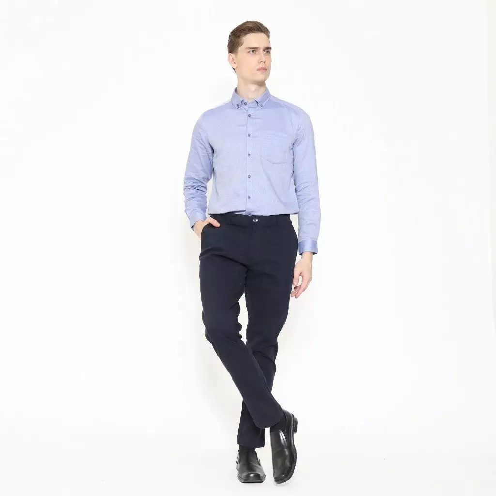 Lawell Celana Chinos Pria Slim Fit – Biru Tua (Dark Blue) – L.1-CCSF-G10A-CTS