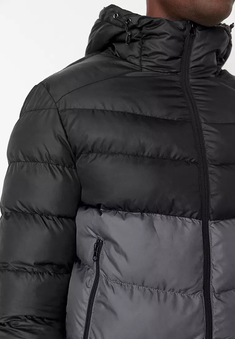 Anthracite Regular Fit Color Blocked Wind Resistant Puffer Winter Jacket TMNAW23MO00018