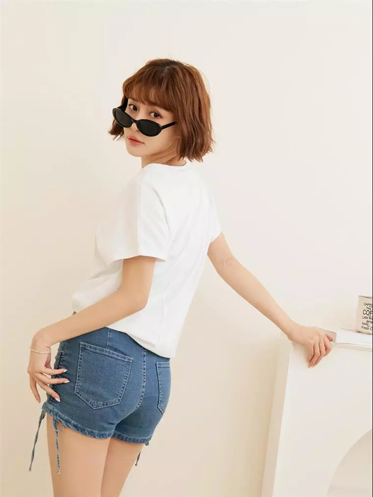 Solid color cotton cross V-neck curved hem short-sleeve top [AB18726]