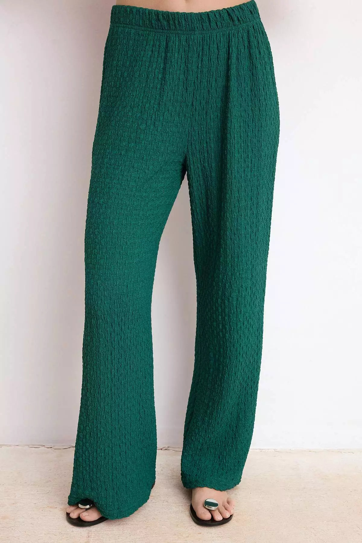 Emerald Green Fitted Sleeveless Wide-Leg Textured Knitted Top And Bottom Set Twoss26Au8