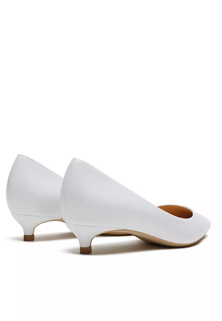 Low heel white shoes clearance