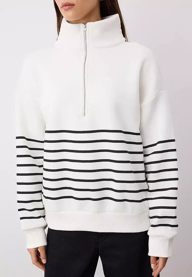Ecru Striped Oversize/Wide Mold Zippered Thick Polar Fleece Knitted Sweatshirt
