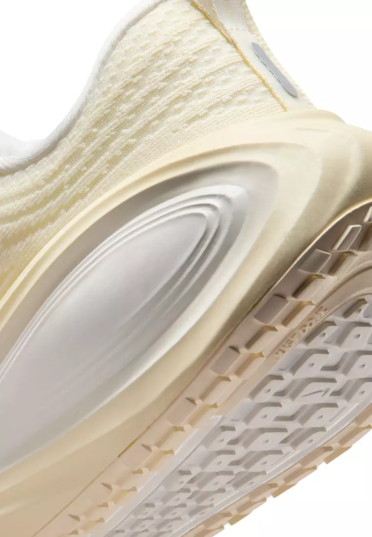 Vomero Plus Road Running Shoes