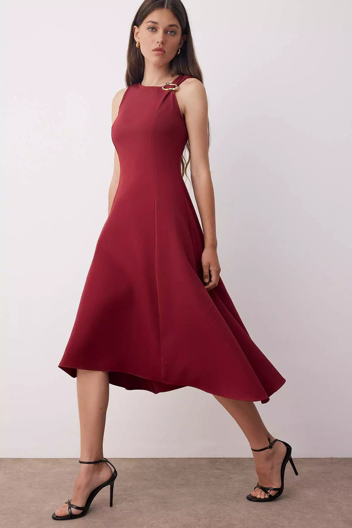 Burgundy Plain Accessory Detailed Midi Woven Dress