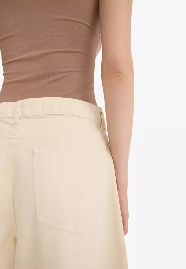 Coool Normal Waist Short Leg Gabardine Bermuda Shorts F3133Ax25Hs