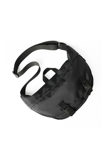 AOKING black Fashion Crossbody Bag 0F301ACF5C0E85GS_1