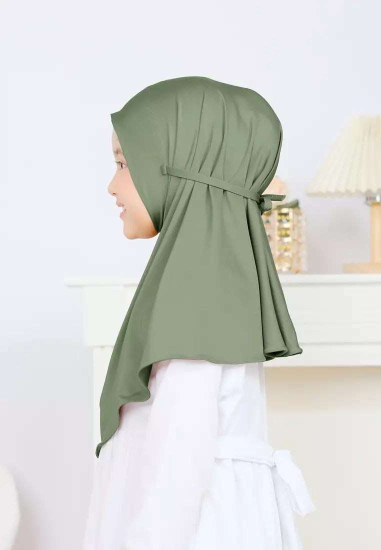 Cotton Bee - Alisha Hijab Instan Anak | Bergo Kerudung Tali Anak - L